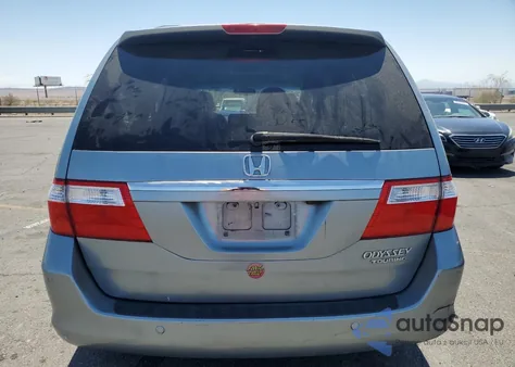 2006 Honda Odyssey Touring z USA, uszkodzony, nr VIN 5FNRL38806B073650